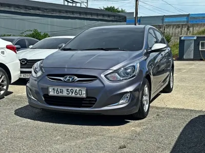 Hyundai Accent