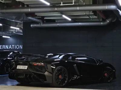 Lamborghini Aventador