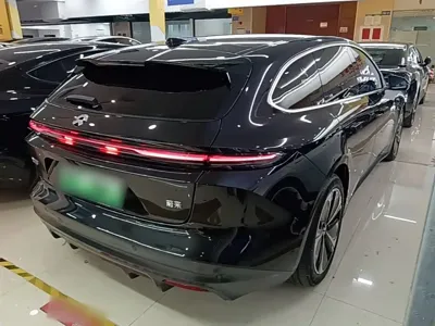 Nio ET5T