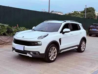 Lynk & Co 01