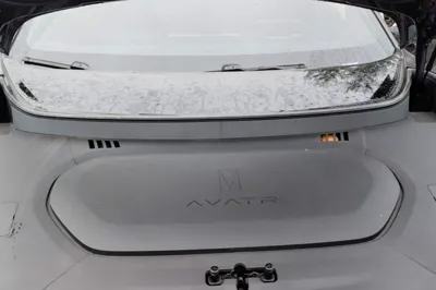 Avatr 07