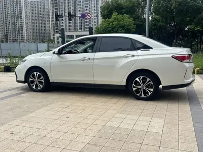 Venucia D60 EV