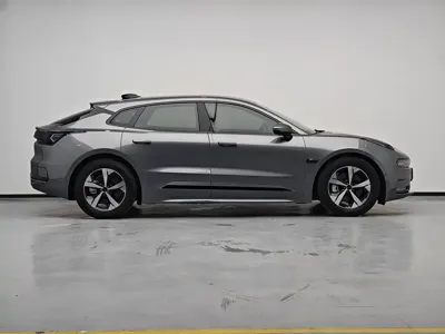 Zeekr 001