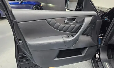 Infiniti QX70