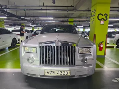 Rolls-Royce Phantom