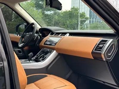 Land Rover Sport
