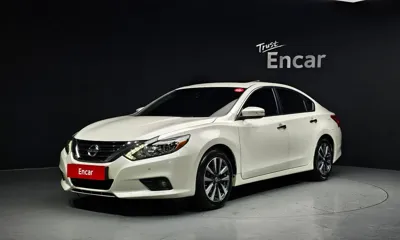 Nissan Altima