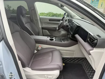 Leapmotor C11