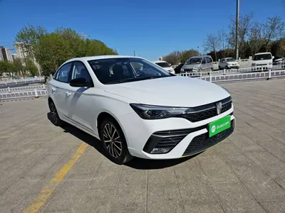 Roewe i5