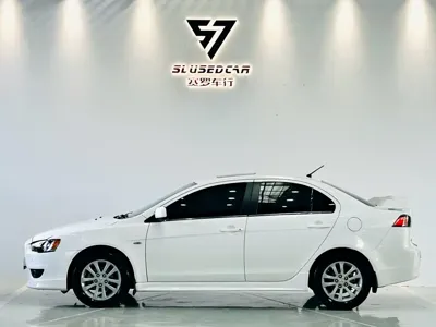 Mitsubishi Lancer EX