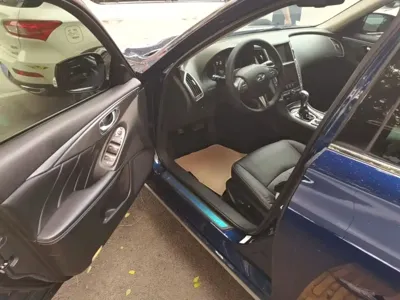 Infiniti Q50L