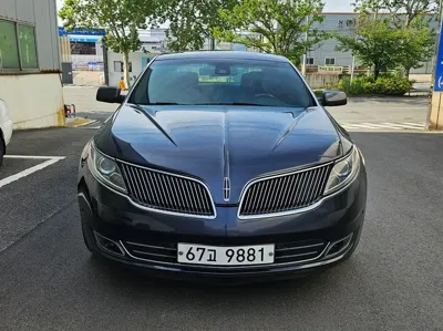 Lincoln MKS