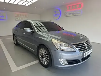 Hyundai Equus