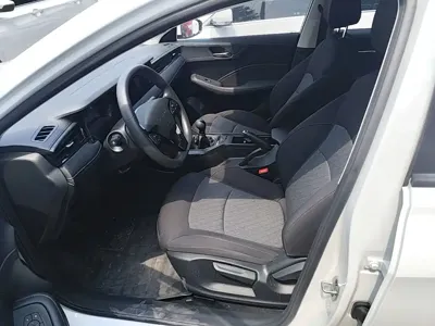 Roewe i5