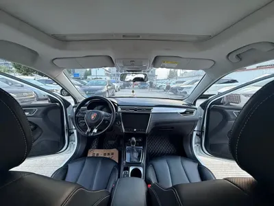 Roewe i5