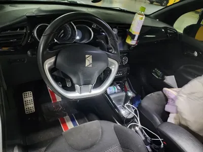 Citroen-DS DS3