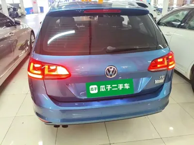 Volkswagen Golf (Import)