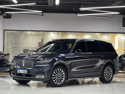 Lincoln Aviator