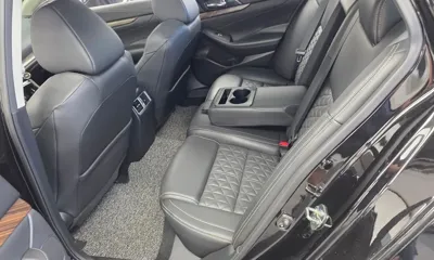 Nissan Maxima