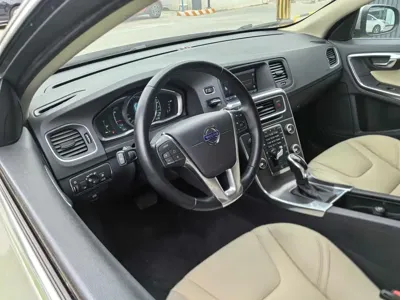 Volvo S60 (Import)