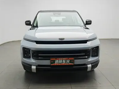 Geely ICON