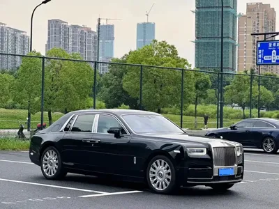 Rolls-Royce Phantom