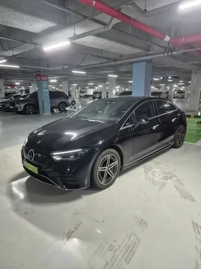 Mercedes-Benz EQE