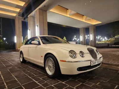 Jaguar S-type