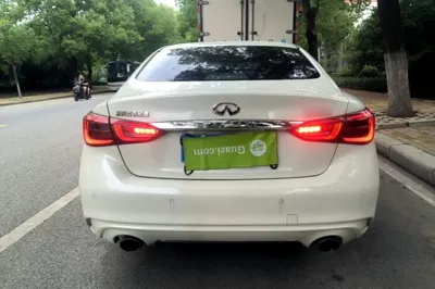 Infiniti Q50L