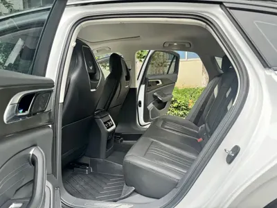 Hongqi Hongqi H6