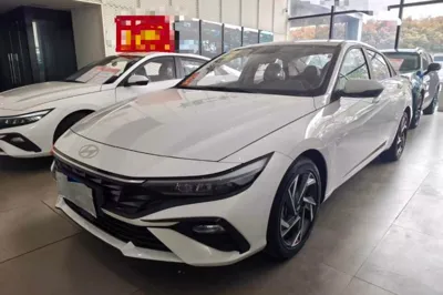 Hyundai Elantra