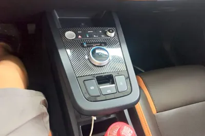 BYD e2