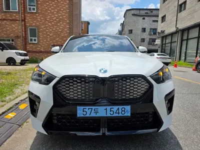 BMW iX2