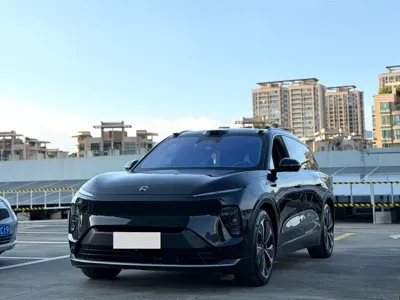 Nio ES8