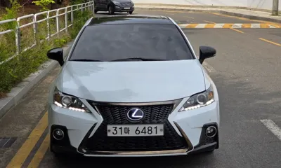 Lexus CT200h