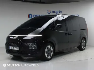 Hyundai Staria