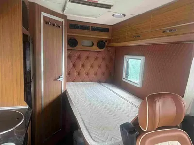 大通 V90 RV