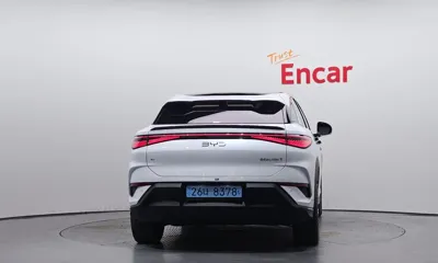 BYD Sealion 7