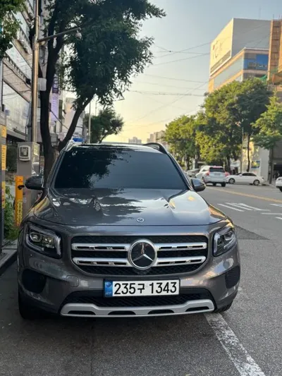 Mercedes-Benz GLB-Class