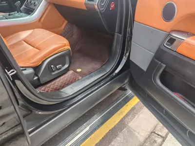 Land Rover Sport