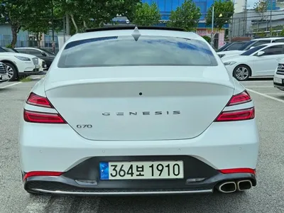 Genesis G70