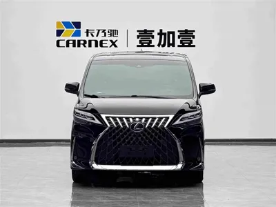 Lexus LM