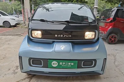 Baojun E300
