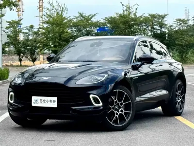 Aston Martin DBX