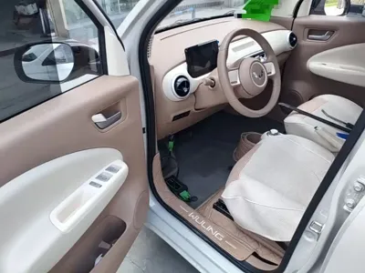 Wuling MINIEV
