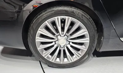 Kia K9