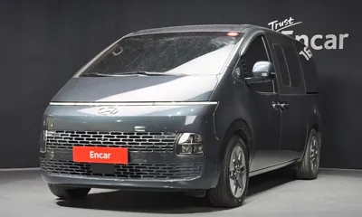 Hyundai Staria