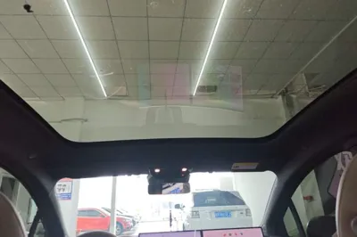 Li Auto Li Auto i6