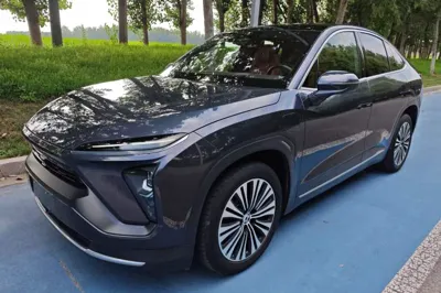 Nio EC6