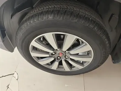 Roewe RX8
